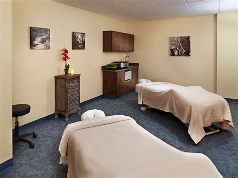 hand and stone spa philadelphia pa|hand and stone massage couples.